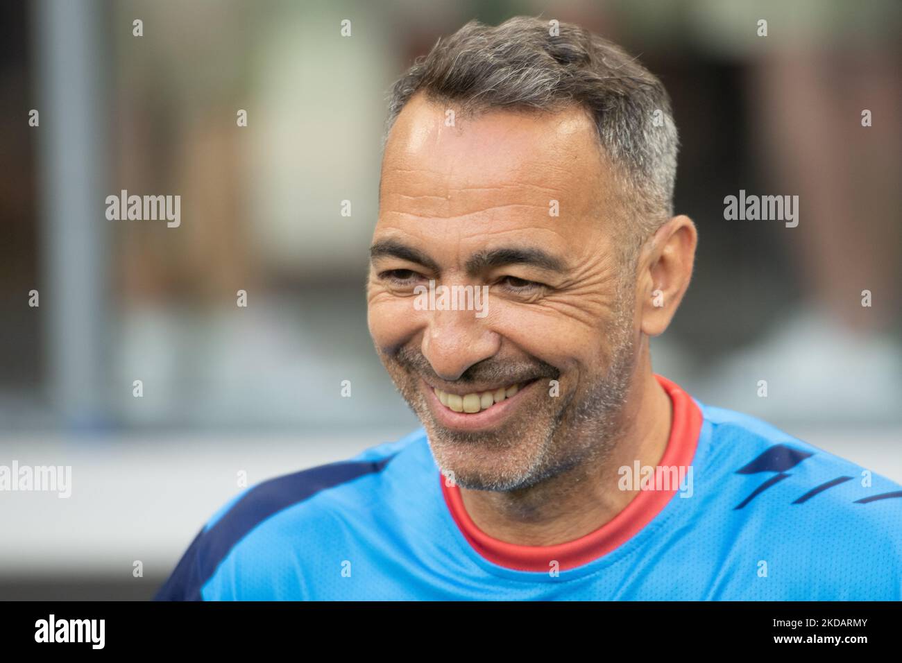 Youri Djorkaeff beim Fußball-Integration Heroes Match im Giuseppe Meazza (San Siro) Stadion, Mailand, Italien am 23. Mai 2022. Die Veranstaltung wurde von Samuel Eto'o und seiner Wohltätigkeitsstiftung für Kinder Afrikas gefördert. (Foto von Lorenzo Di Cola/NurPhoto) Stockfoto Youri Djorkaeff beim Fußball-Integration Heroes Match im Giuseppe Meazza (San Siro) Stadion, Mailand, Italien am 23. Mai 2022. Die Veranstaltung wurde von Samuel Eto'o und seiner Wohltätigkeitsstiftung für Kinder Afrikas gefördert. (Foto von Lorenzo Di Cola/NurPhoto) Stockfoto
