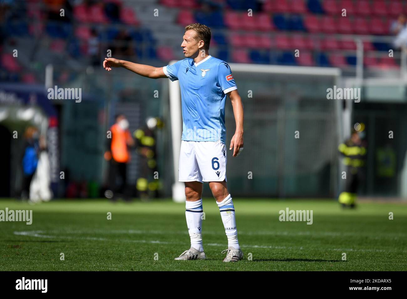 Lazio's Lucas Leiva Portrait während des italienischen Fußballs Serie A Spiel Bologna FC gegen SS Lazio am 03. Oktober 2021 im Renato Dall'Ara Stadion in Bologna, Italien (Foto von Ettore Griffoni/LiveMedia/NurPhoto) Stockfoto