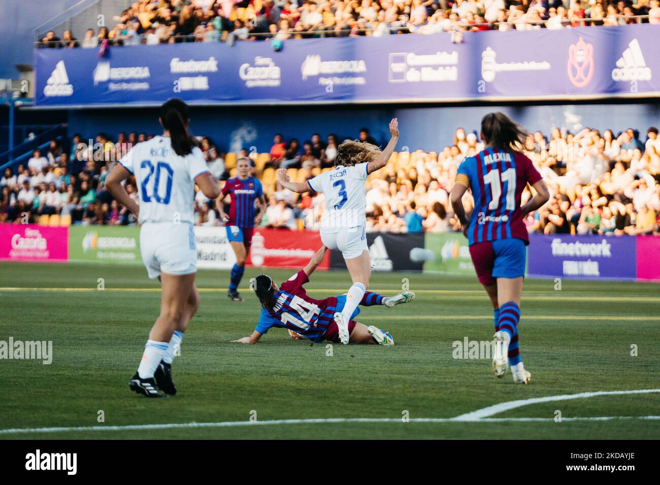 Aitana Bonmatí vom FC Barcelona in Aktion während des spanischen Halbfinals 2, Copa de la Reina, eines Fußballspiels zwischen dem FC Barcelona und Real Madrid am 25. Mai 2022 in Alcorcon, Spanien. (Foto von Jon Imanol Reino/NurPhoto) Stockfoto