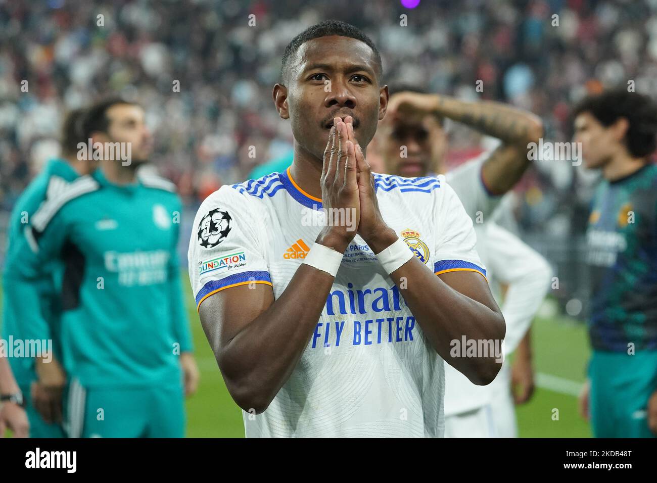 David Alaba von Real Madrid CF feiert das Finale der UEFA Champions League zwischen dem FC Liverpool und dem FC Real Madrid im Stade de France am 28. Mai 2022 in Paris, Frankreich. (Foto von Giuseppe Maffia/NurPhoto) Stockfoto