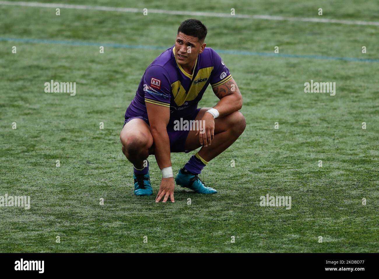 Mitch Clark von Newcastle Thunder reagiert während des WETTLAUFS DER BETFRED Championship zwischen Newcastle Thunder und Featherstone Rovers im Kingston Park, Newcastle, am Donnerstag, dem 2.. Juni 2022. (Foto von will Matthews/MI News/NurPhoto) Stockfoto