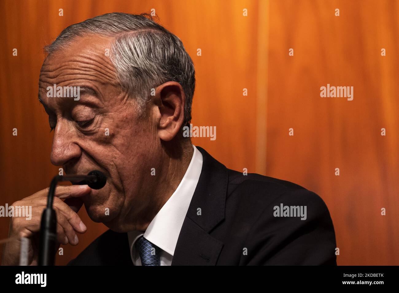 Präsident Marcelo Rebelo de Sousa sprach am 3. Juni 2022 zum Abschluss des Nationalkongresses „Dialogues on Poverty“ in der Stiftung Calouste Gulbenkian in Lissabon, Portugal. (Foto von Nuno Cruz/NurPhoto) Stockfoto