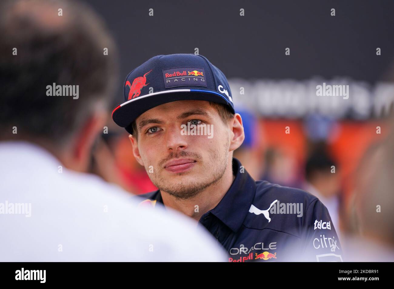Max Verstappen aus Holland fährt den (1) Oracle Red Bull Racing RB18 ...