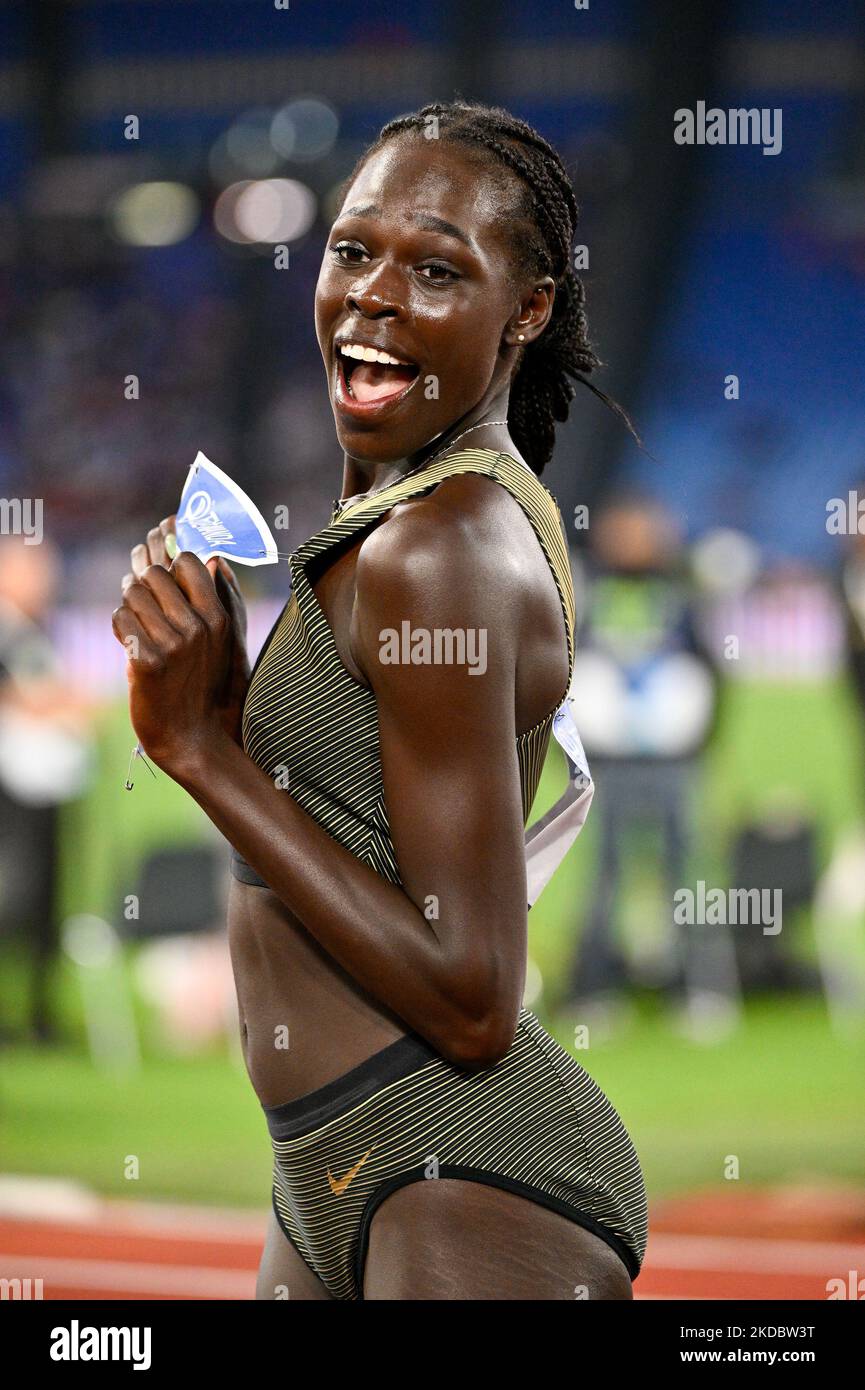 Athing Mu (USA) während der Goldenen Gala der Wanda Diamond League am 09. Juni 2022 im Olympiastadion in Rom (Foto: Fabrizio Corragetti/LiveMedia/NurPhoto) Stockfoto