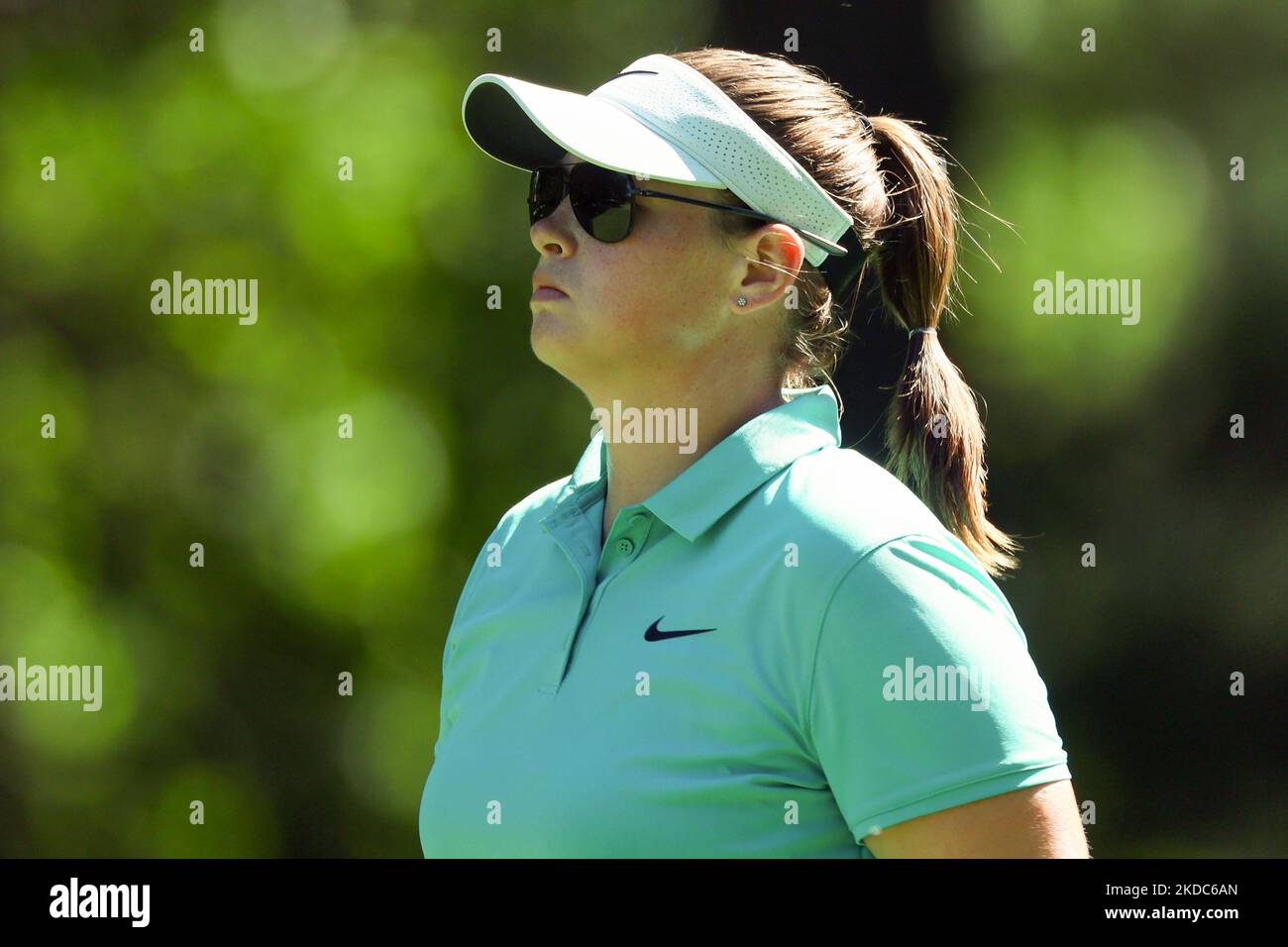 Caroline Ingles läuft vom 6. T-Shirt während der ersten Runde des Meijer LPGA Classic Golfturniers im Blythefield Country Club in Belmont, MI, USA, Donnerstag, 16. Juni 2022. (Foto von Amy Lemus/NurPhoto) Stockfoto