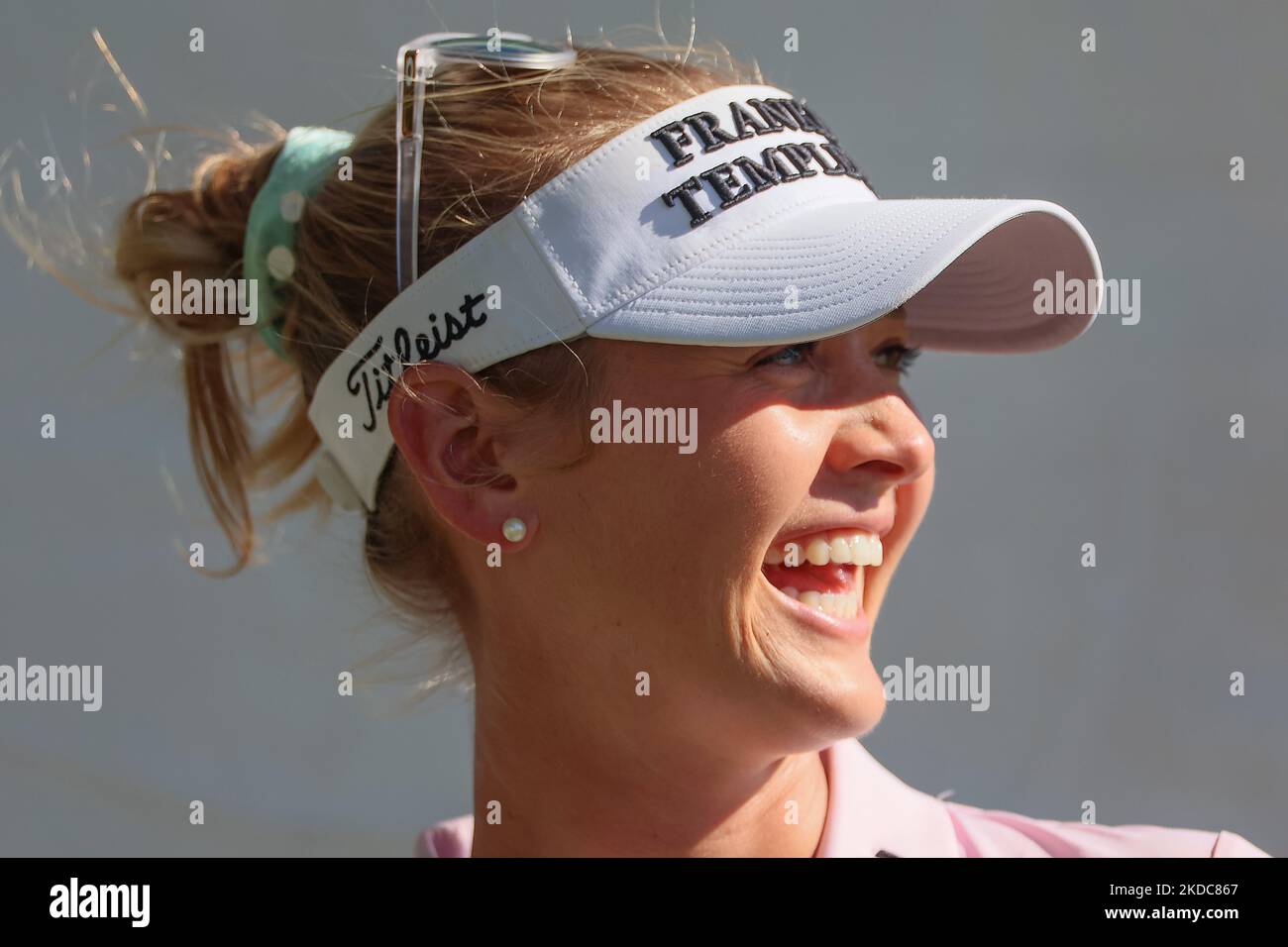 Jessica Korda von Jupiter, Florida, spricht mit den Fans, nachdem sie die zweite Runde des Meijer LPGA Classic Golfturniers im Blythefield Country Club in Belmont, MI, USA, am Freitag, den 17. Juni 2022 abgeschlossen hat. (Foto von Amy Lemus/NurPhoto) Stockfoto