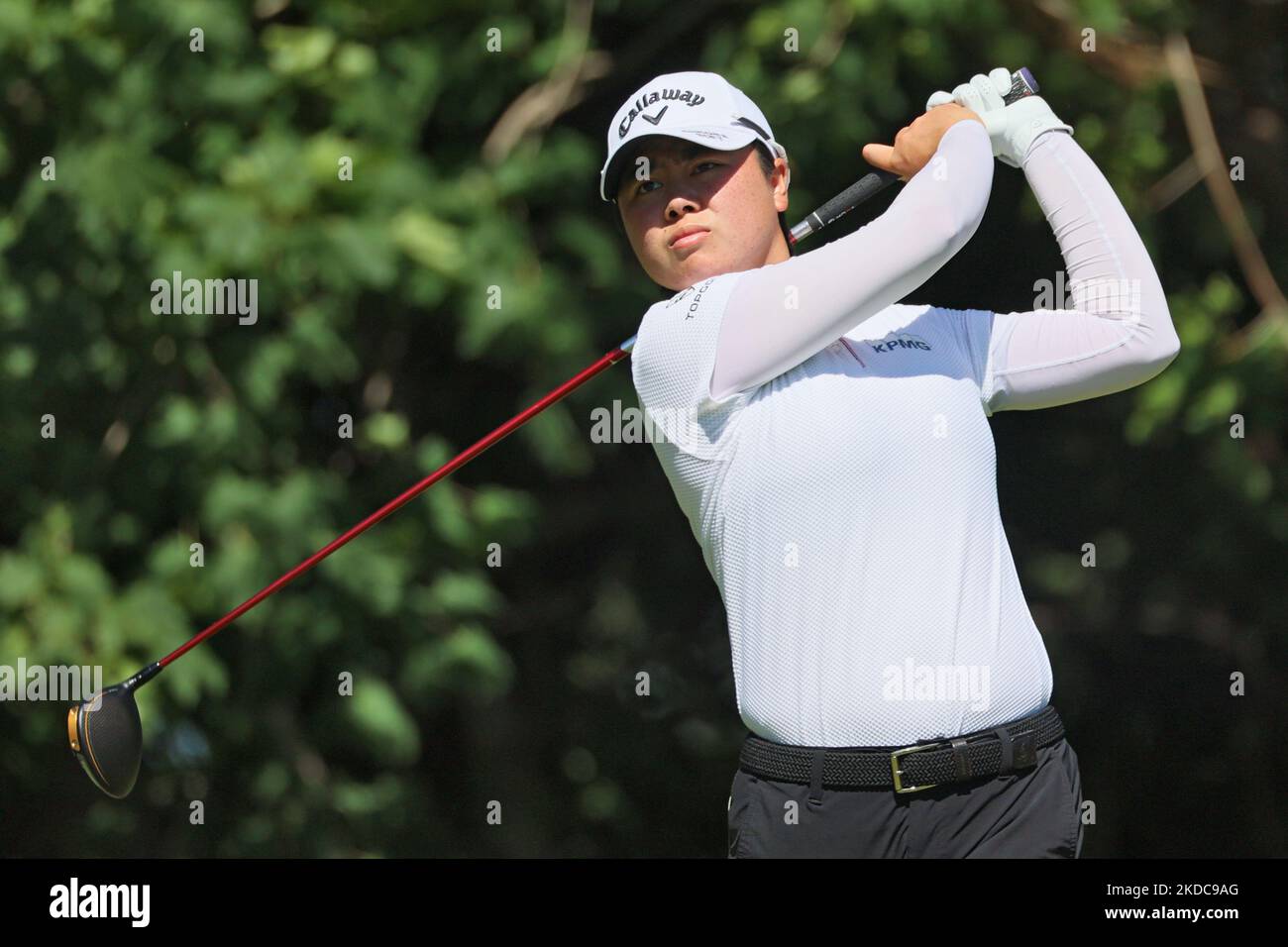 Yuka Saso aus Tokio, Japan, trifft beim ersten Lauf des Meijer LPGA Classic Golfturniers im Blythefield Country Club in Belmont, MI, USA, am Donnerstag, 16. Juni 2022 vom 4.-Abschlag. (Foto von Amy Lemus/NurPhoto) Stockfoto