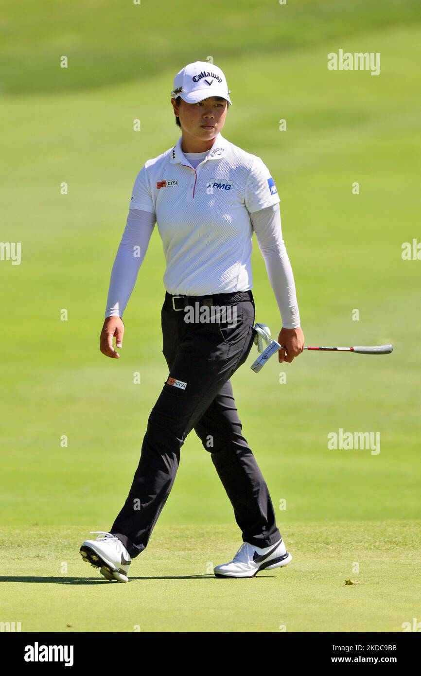 Yuka Saso aus Tokio, Japan, geht auf dem 3. Green während der ersten Runde des Meijer LPGA Classic Golfturniers im Blythefield Country Club in Belmont, MI, USA Donnerstag, 16. Juni 2022. (Foto von Amy Lemus/NurPhoto) Stockfoto