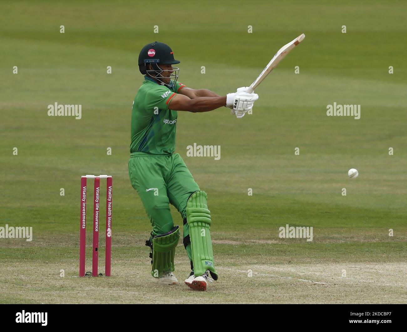 Ben Mike von Leicestershire Foxes Fledermäuse während der Vitality T20 Blast Spiel zwischen Durham County Cricket Club und Leicestershire County Cricket Club im Seat Unique Riverside, Chester le Street am Sonntag 19. Juni 2022. (Foto von will Matthews/MI News/NurPhoto) Stockfoto