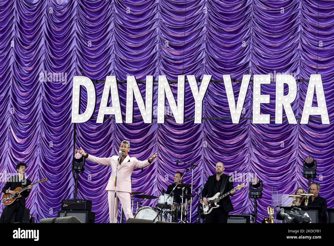 Danny Vera spielt live beim Pinkpop Festival 2022 am 17. Juni 2022 in MegaLand Landgraaf, Niederlande. (Foto von Roberto Finizio/NurPhoto) Stockfoto