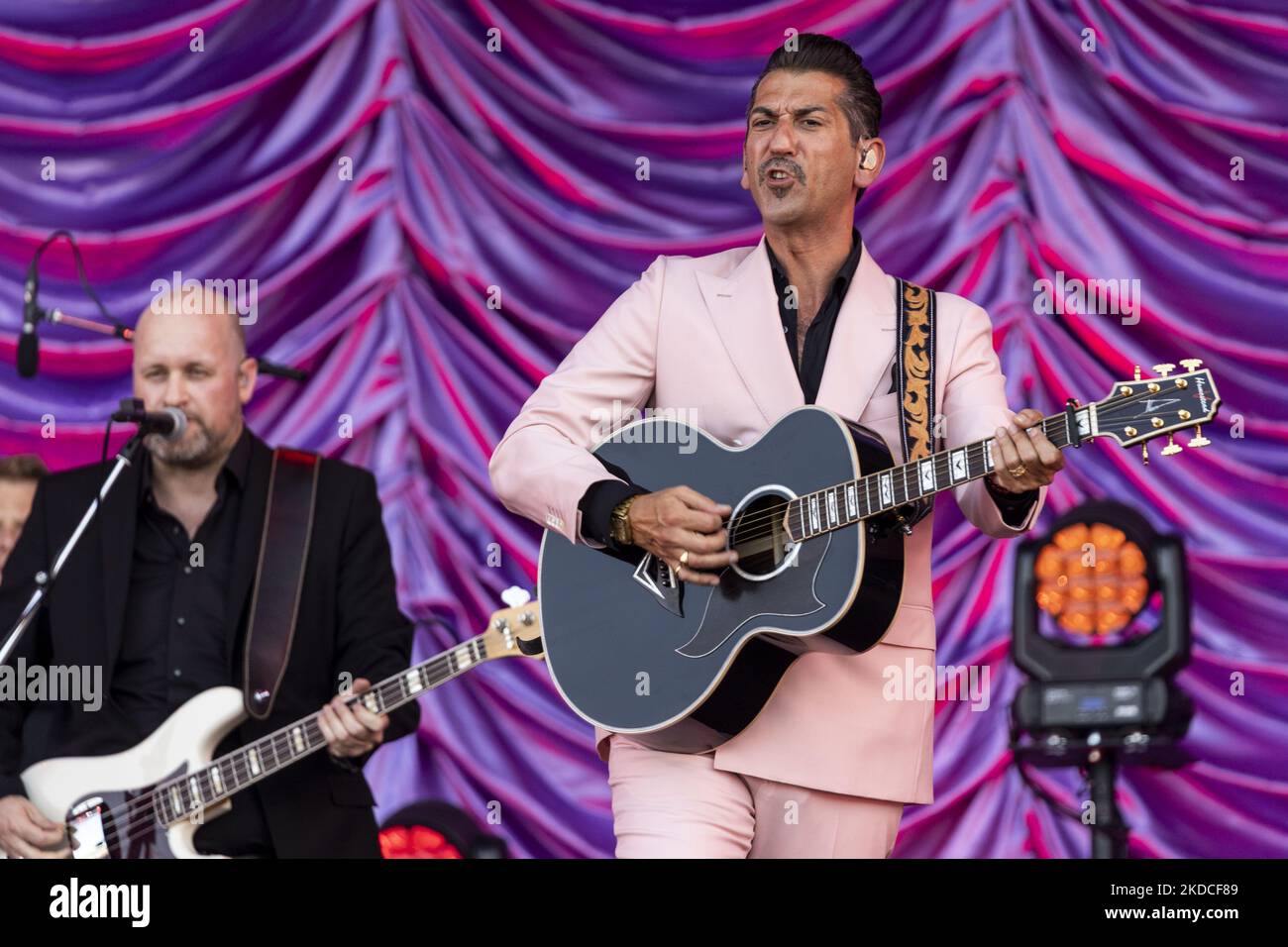 Danny Vera spielt live beim Pinkpop Festival 2022 am 17. Juni 2022 in MegaLand Landgraaf, Niederlande. (Foto von Roberto Finizio/NurPhoto) Stockfoto