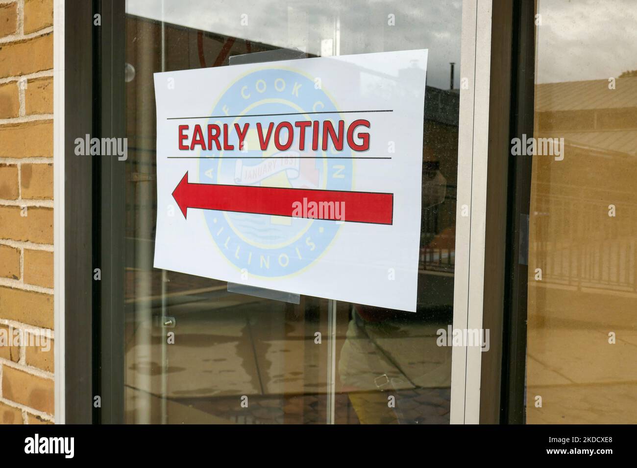 Frühe Abstimmung Zeichen, Village Hall, Oak Park, Illinois. Stockfoto