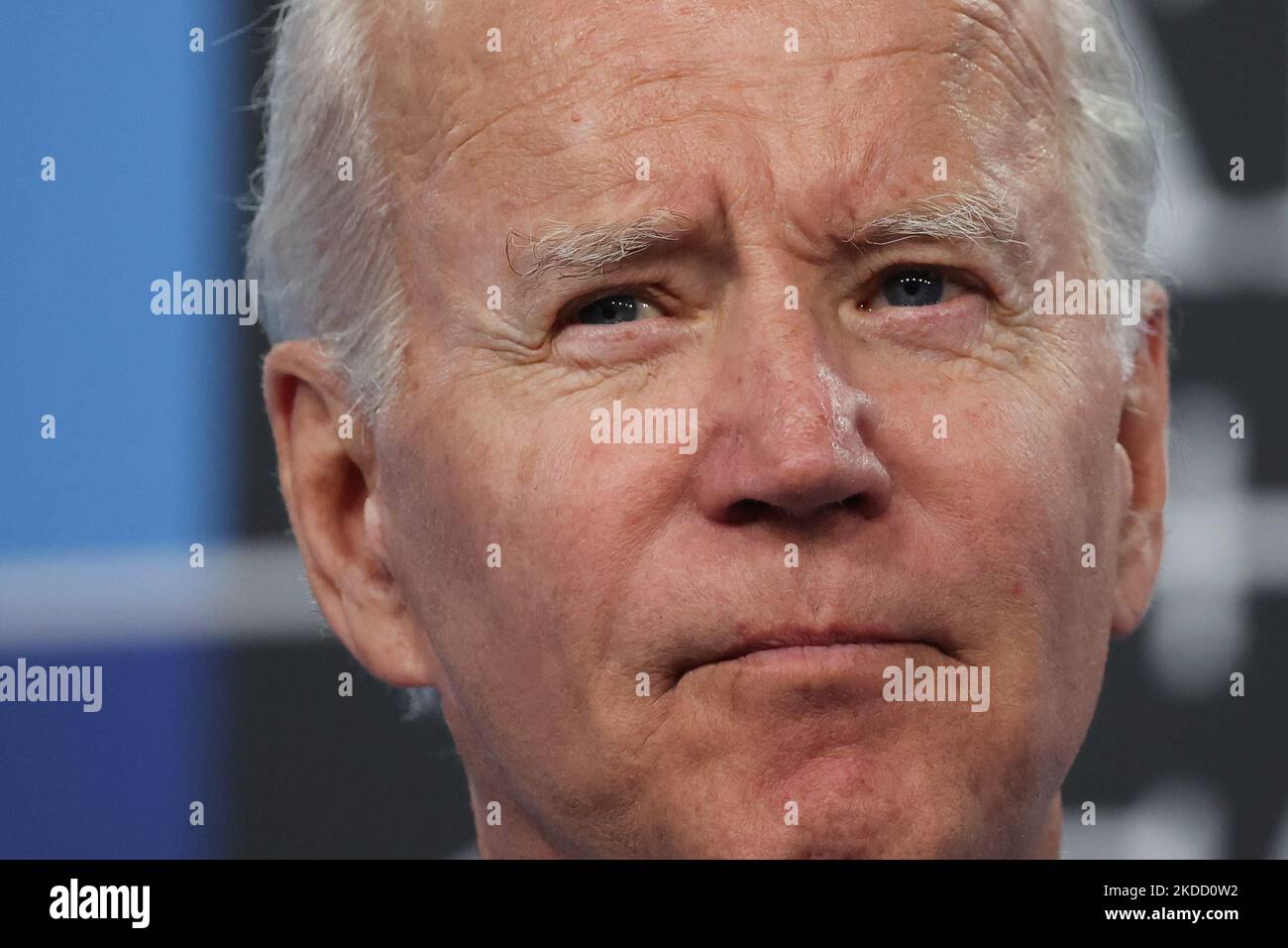 Präsident der Vereinigten Staaten Joe Biden während der Pressekonferenz am letzten Tag des NATO-Gipfels in Madrid, Spanien, am 30. Juni 2022. (Foto von Jakub Porzycki/NurPhoto) Stockfoto