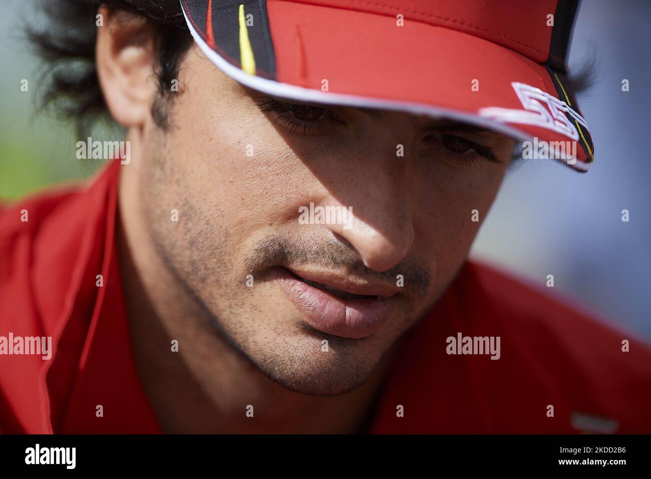 Carlos Sainz aus Spanien und Scuderia Ferrari üben vor dem Grand Prix von Großbritannien F1 in Silverstone am 1. Juli 2022 in Northampton, Großbritannien. (Foto von Jose Breton/Pics Action/NurPhoto) Stockfoto