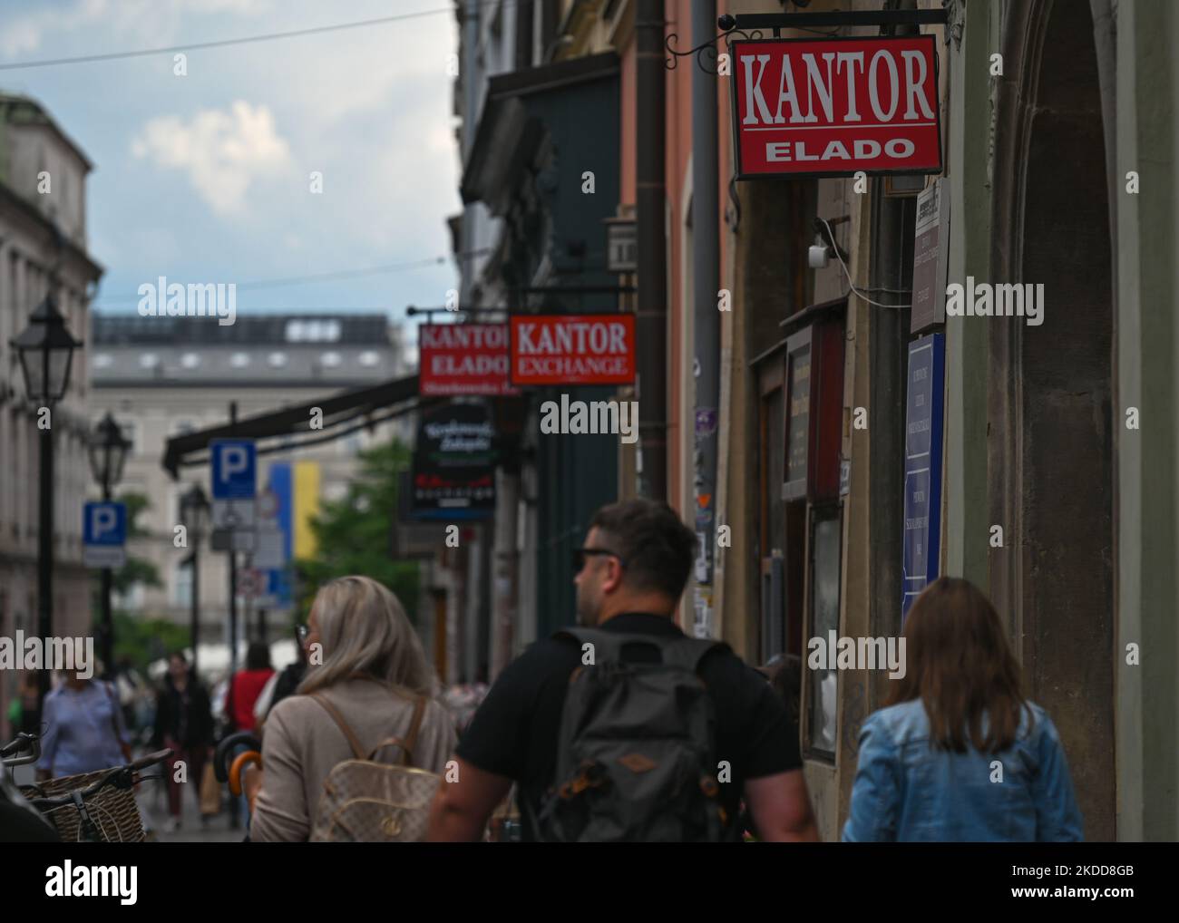 Schilder „Exchange“ in der Krakauer Altstadt. Am Mittwoch, den 06. Juli 2022, in Krakau, Polen. (Foto von Artur Widak/NurPhoto) Stockfoto