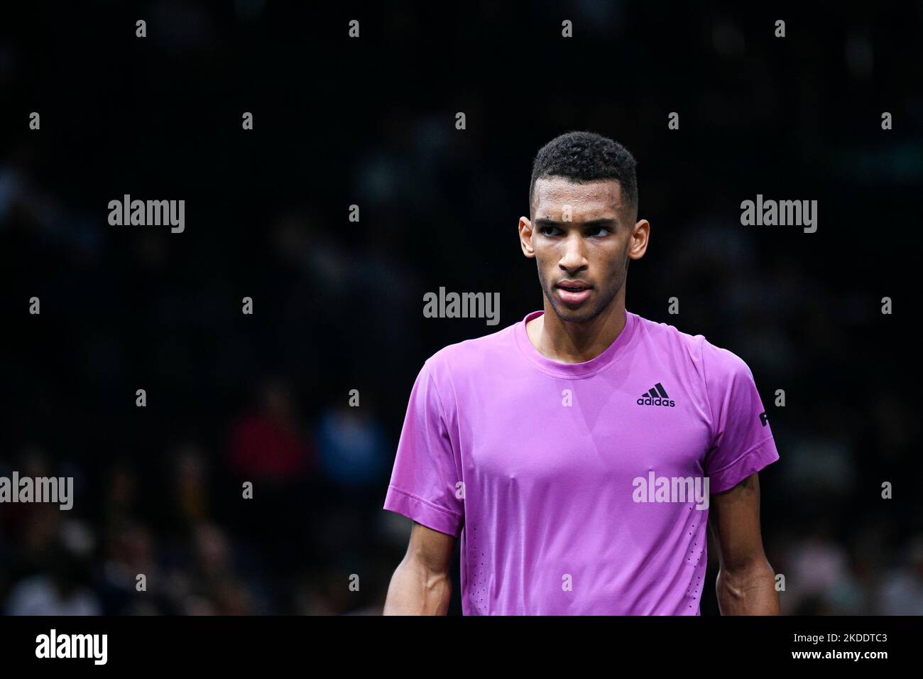 Felix Auger-Aliassime aus Kanada während des Rolex Paris Masters, ATP Masters 1000 Tennisturniers, am 5. November 2022 in der Accor Arena in Paris, Frankreich. Foto von Victor Joly/ABACAPRESS.COM Stockfoto