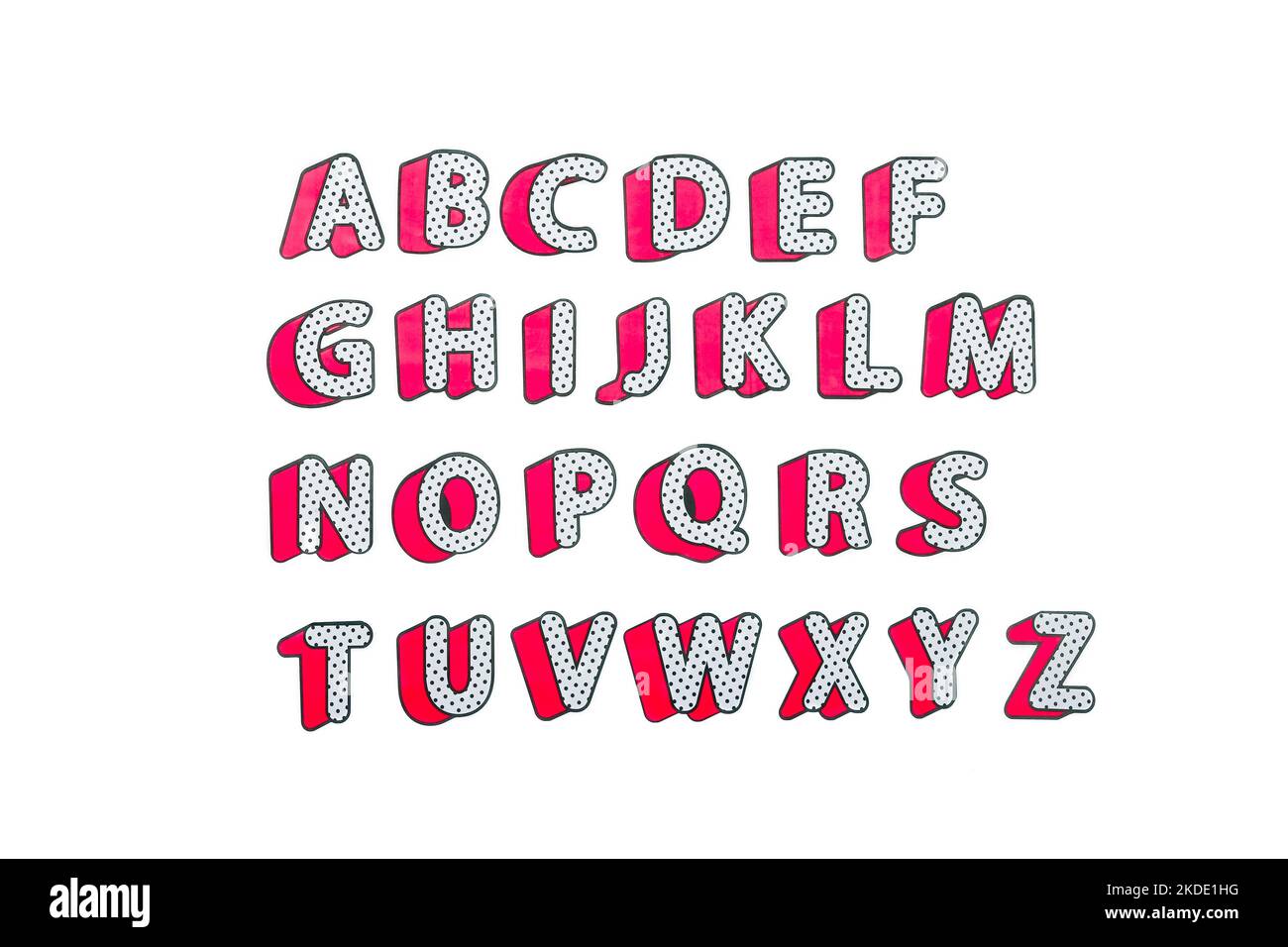 Gruppe von englischen Buchstaben auf weißem Hintergrund. Lernkonzept der englischen Sprache Stockfoto