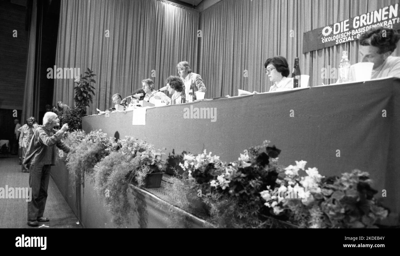 Bundesparteitag die Grünen in der Westfalenhalle am 21.06.1980 in Dortmund. Baldur Springmann, Deutschland Stockfoto