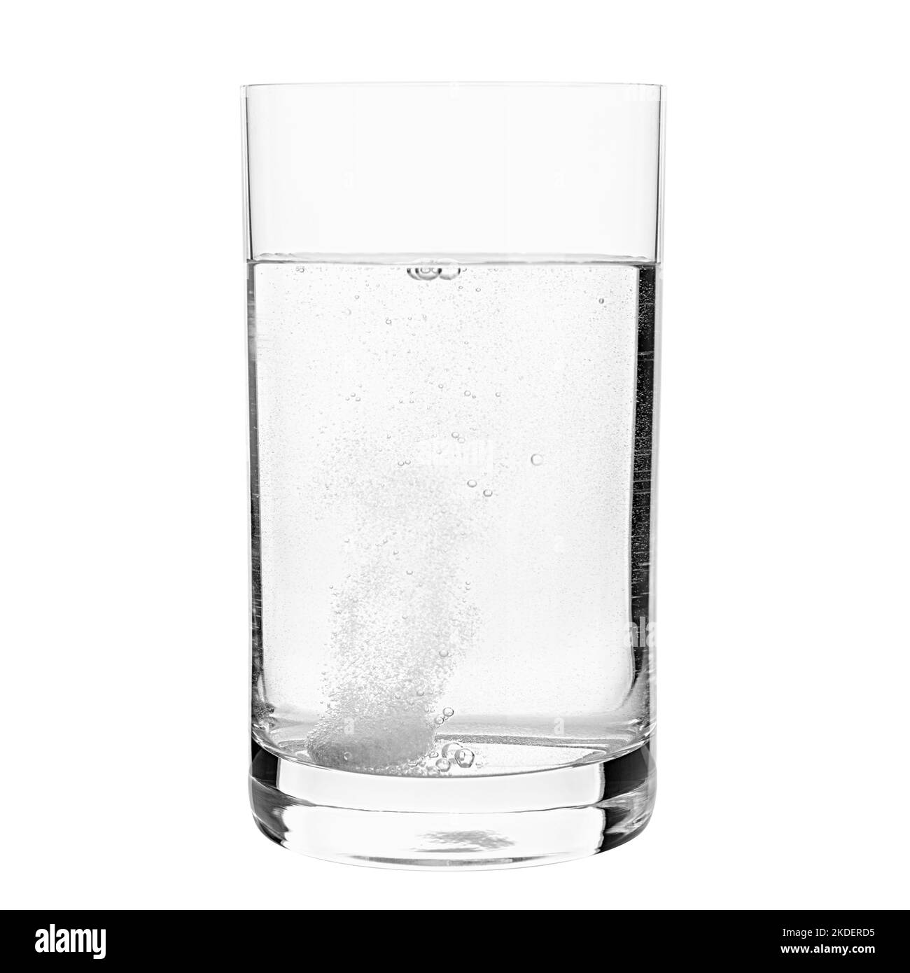 Kohlensäurehaltige Pille in Wasser, Aspirin, isoliert auf weißem Hintergrund, Abschneideweg, volle Schärfentiefe Stockfoto