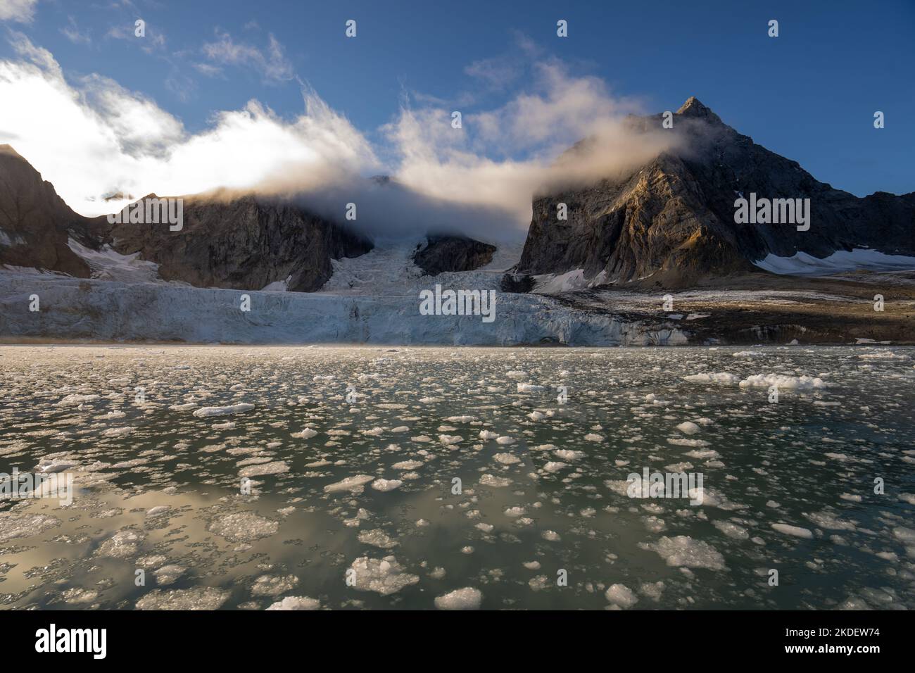Nordsee-Arktis-Landschaft, Longyearbyen, Spitzbergen, Norwegen Stockfoto