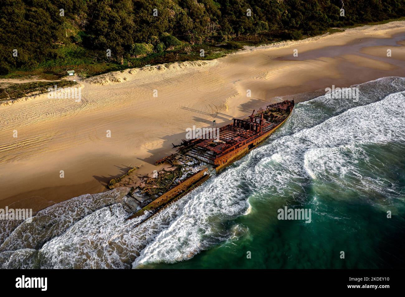 Luftaufnahme des berühmten Maheno Schiffswreck auf Fraser Island. Stockfoto