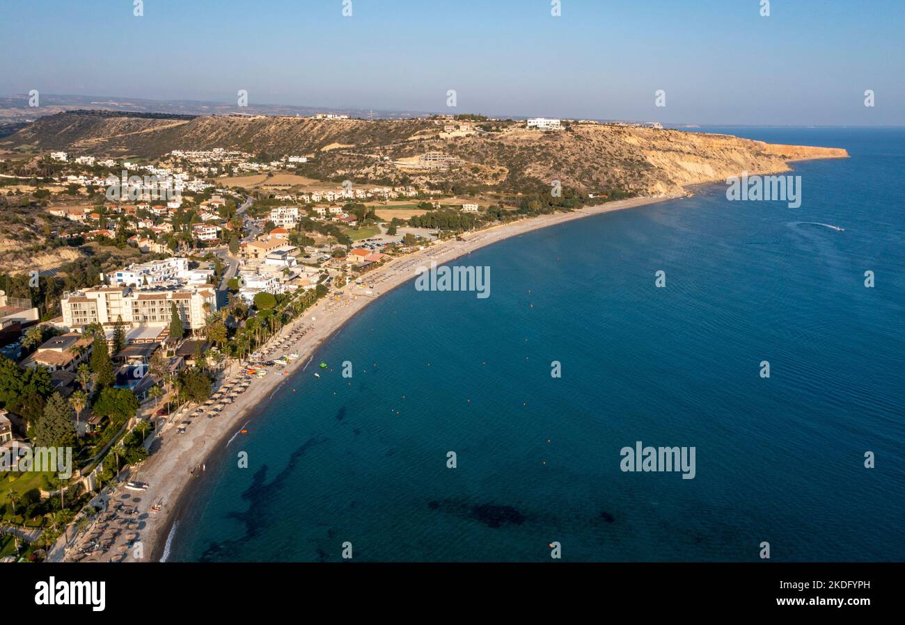 Luftaufnahme der Bucht von Pissouri, Limassol, Zypern Stockfoto