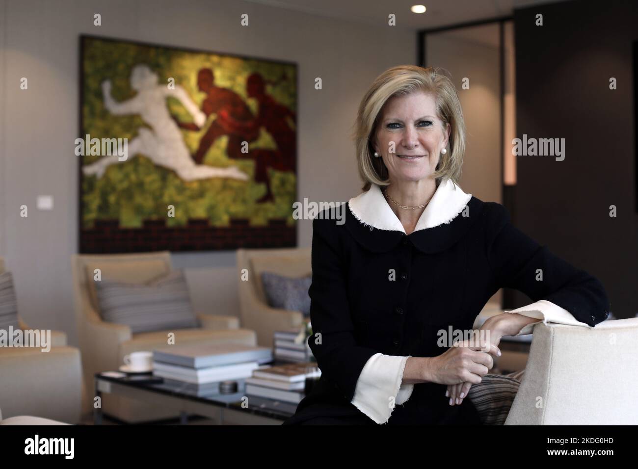 Mary Callahan Erdoes, Chief Executive Officer von J.P. Morgan Asset & Wealth Management, fotografiert in Central. 25OCT22 SCMP/Xiaomei Chen Stockfoto