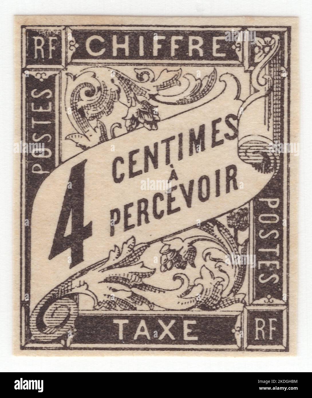 FRANZÖSISCHE KOLONIEN - 1884: Ein 4 Rappen schwarzer Briefmarke mit Zahlen und floralem Ornament Stockfoto