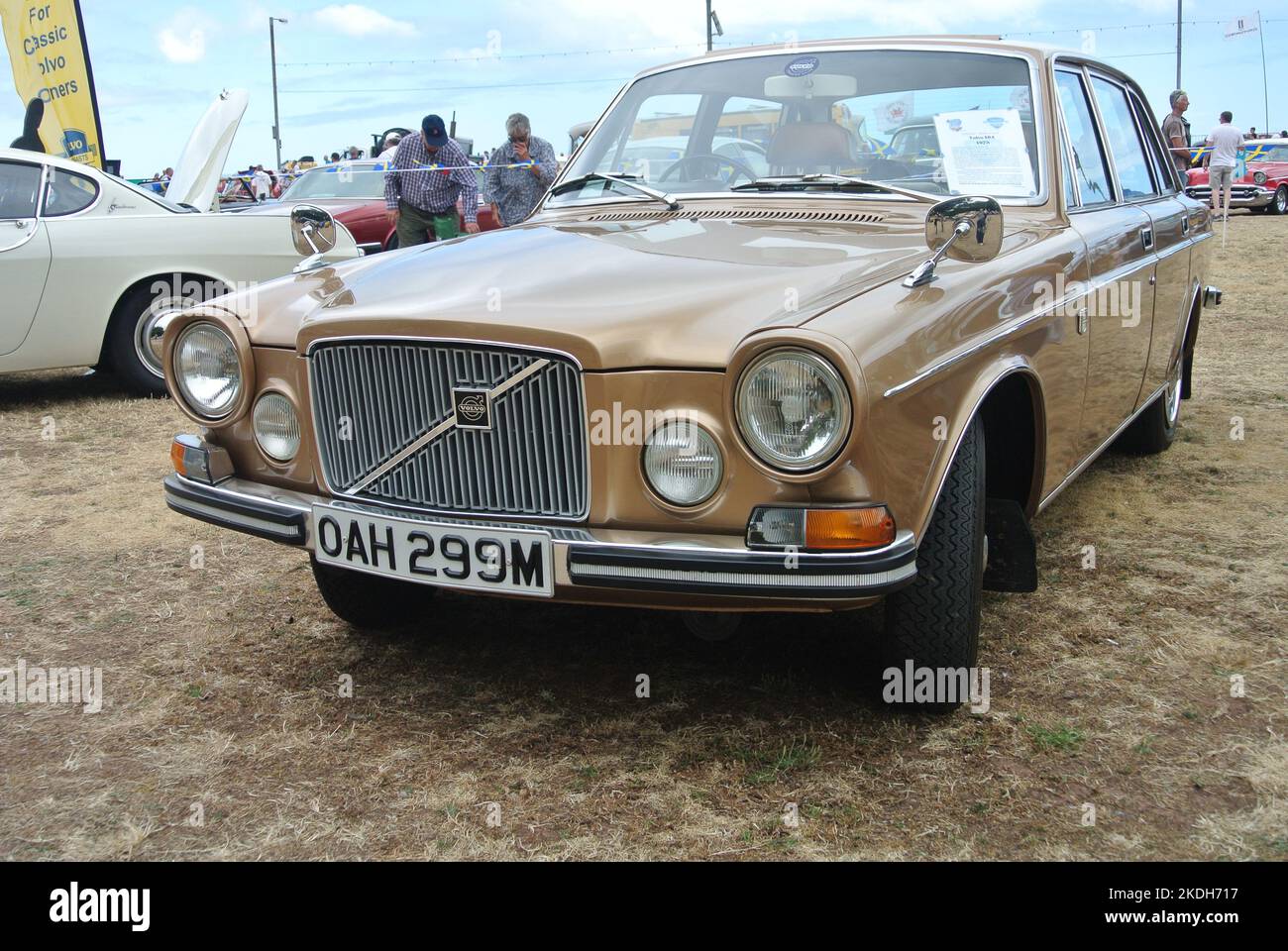 Ein Volvo 164 E aus dem Jahr 1973 wurde auf der Oldtimer-Ausstellung an der englischen Riviera in Paignton, Devon, England, Großbritannien, ausgestellt. Stockfoto