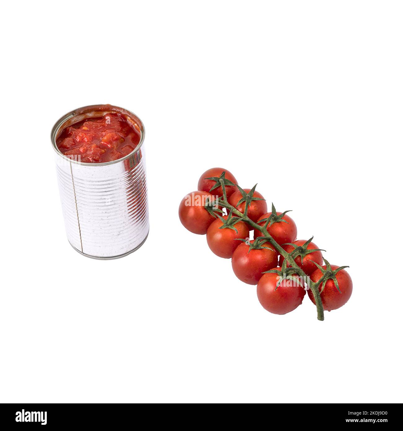 Der Übergang von Obst zu Tomatensauce in einer Blechdose auf transparentem Hintergrund Stockfoto