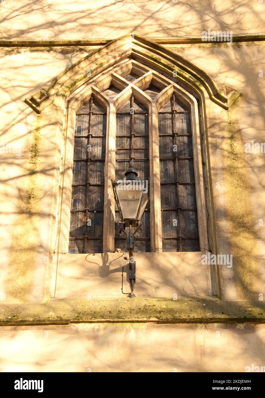 Window, St Mary's Church, Walthamstow, London, Großbritannien. Walthamstow, bereits zur Zeit des Domesday Book (11.. Jahrhundert) als Dorf etabliert, ist Stockfoto