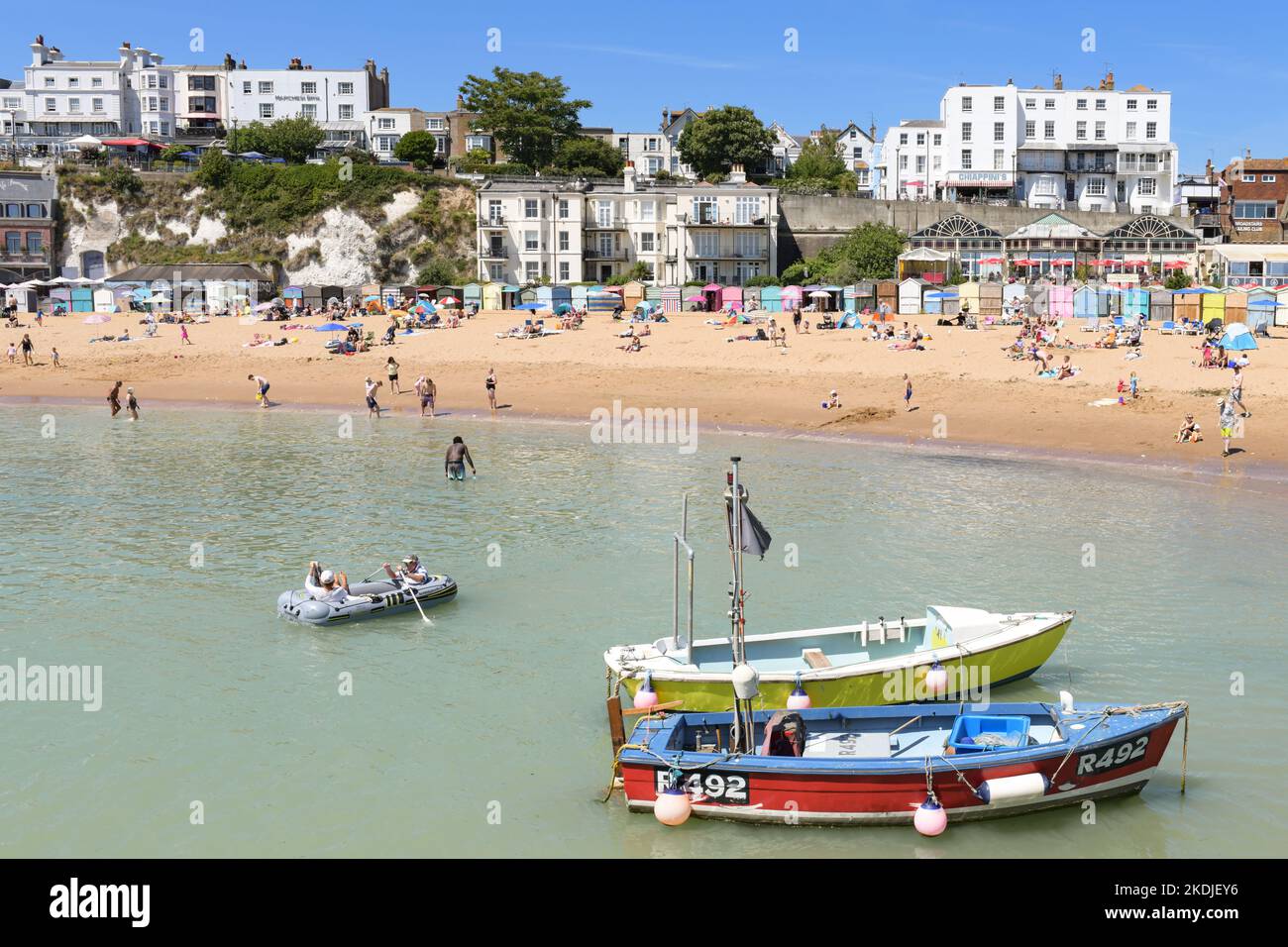 Broadstairs Viking Bay im Sommer - Broadstairs, Kent, England, Großbritannien Stockfoto