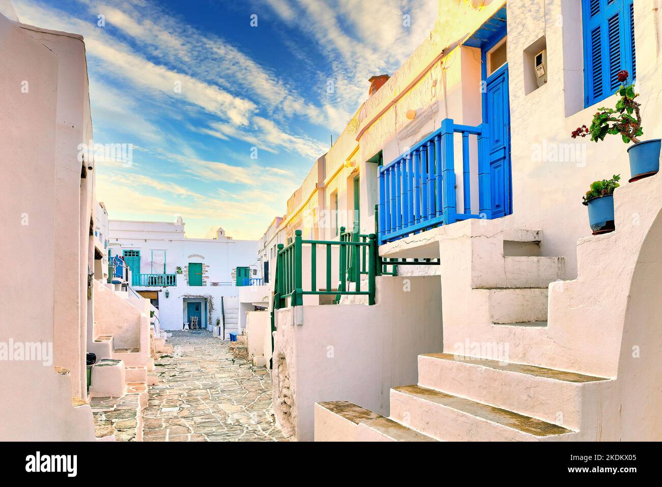 Castro ist eine mittelalterliche Siedlung in Chora der Insel Folegandros in den Kykladen, Griechenland Stockfoto