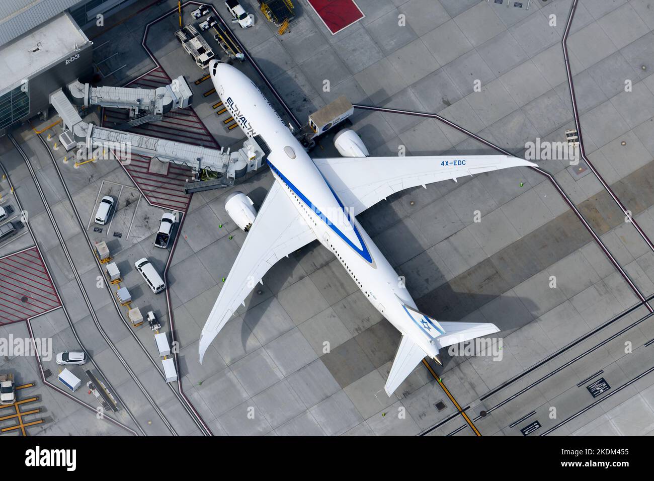 El Al Israel Airlines Boeing 787 geparkt. Flugzeug 787-9 von ElAl Airlines. Flugzeug 4X-EDC der israelischen Fluggesellschaft. Stockfoto