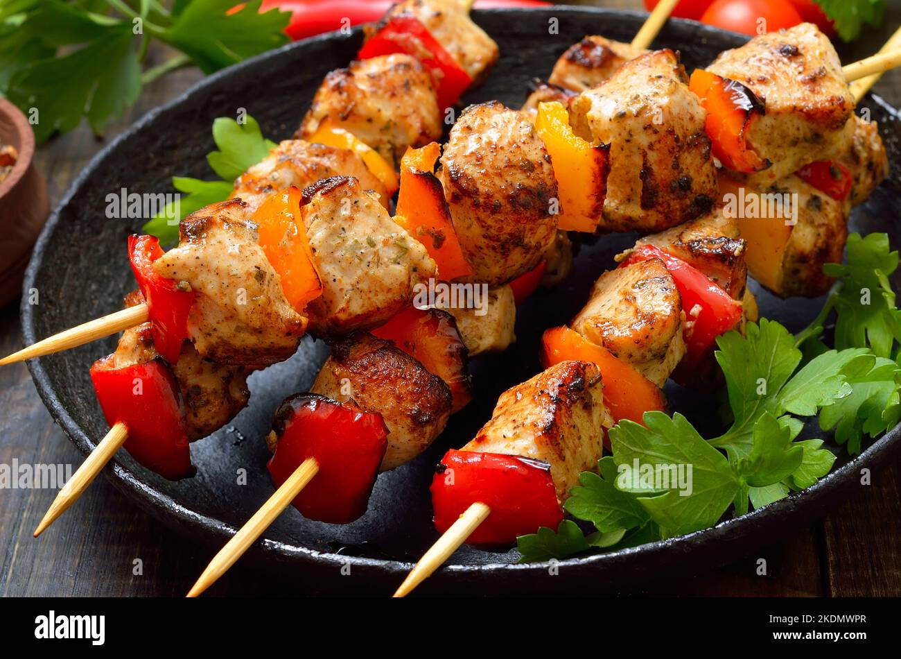 Hähnchen Döner auf Teller, Nahaufnahme Stockfoto