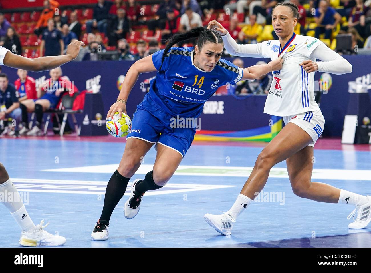 Bianca basalui Fotos und Bildmaterial in hoher Auflösung Alamy