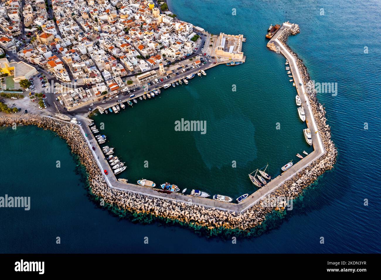 'Kato Mera', der alte Teil der Stadt Ierapetra, Lassithi, Kreta, Griechenland. Stockfoto