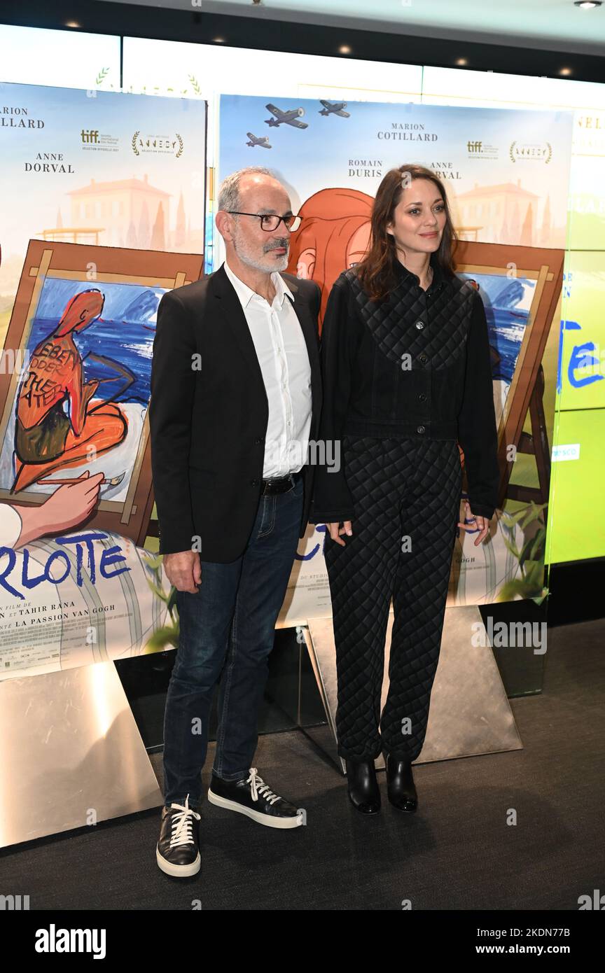 Marion Cotillard , ' Charlotte' von Eric Warin Premiere beim UGC Paris Stockfoto