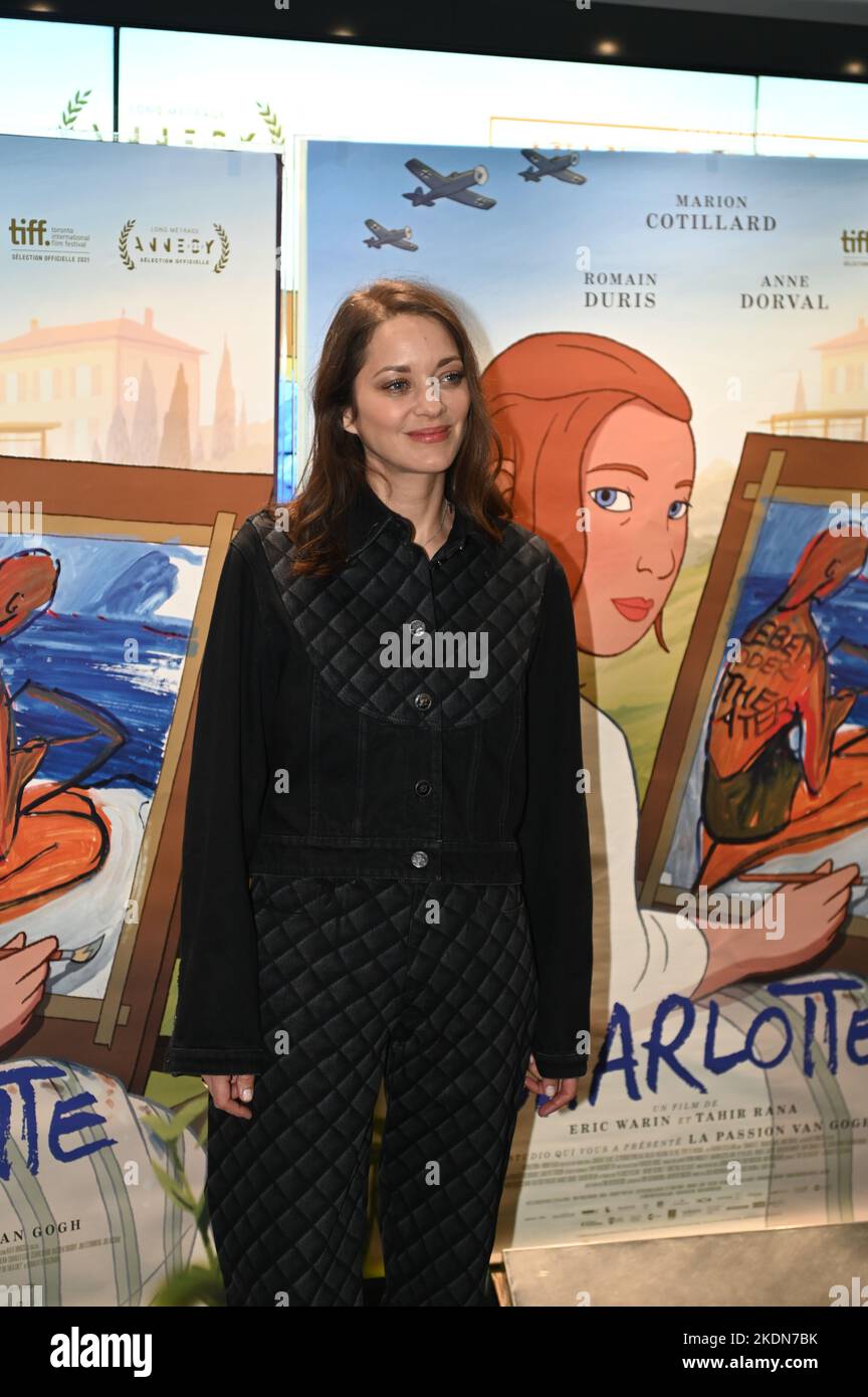 Marion Cotillard , ' Charlotte' von Eric Warin Premiere beim UGC Paris Stockfoto