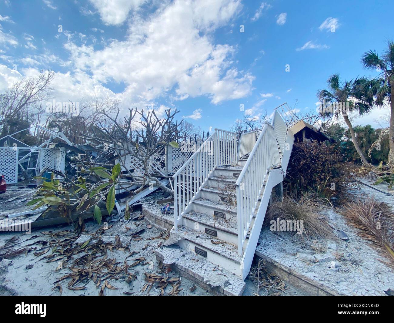 Sanibel Island, FL, USA--10/06/2022--- die Gebiete auf Sanibel Island sind nach dem Unkeul Ian verstreut. Jocelyn Augustino/FEMA Stockfoto