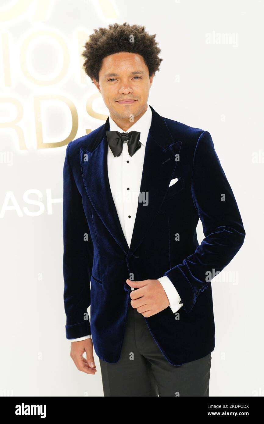 New York, NY, USA. 7.. November 2022. Trevor Noah bei der Ankunft für die CFDA Fashion Awards 2022 - Part 2, Cipriani South Street, New York, NY, 7. November 2022. Kredit: Kristin Callahan/Everett Collection/Alamy Live Nachrichten Stockfoto