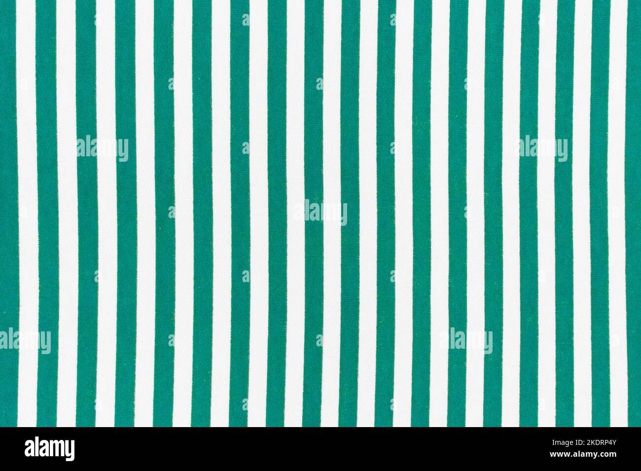 Vintage Farbe Stoff Abstrakte Linie Muster Streifen Textil Vertikal Grün Weiß Textur Hintergrund Stil Material Design. Stockfoto