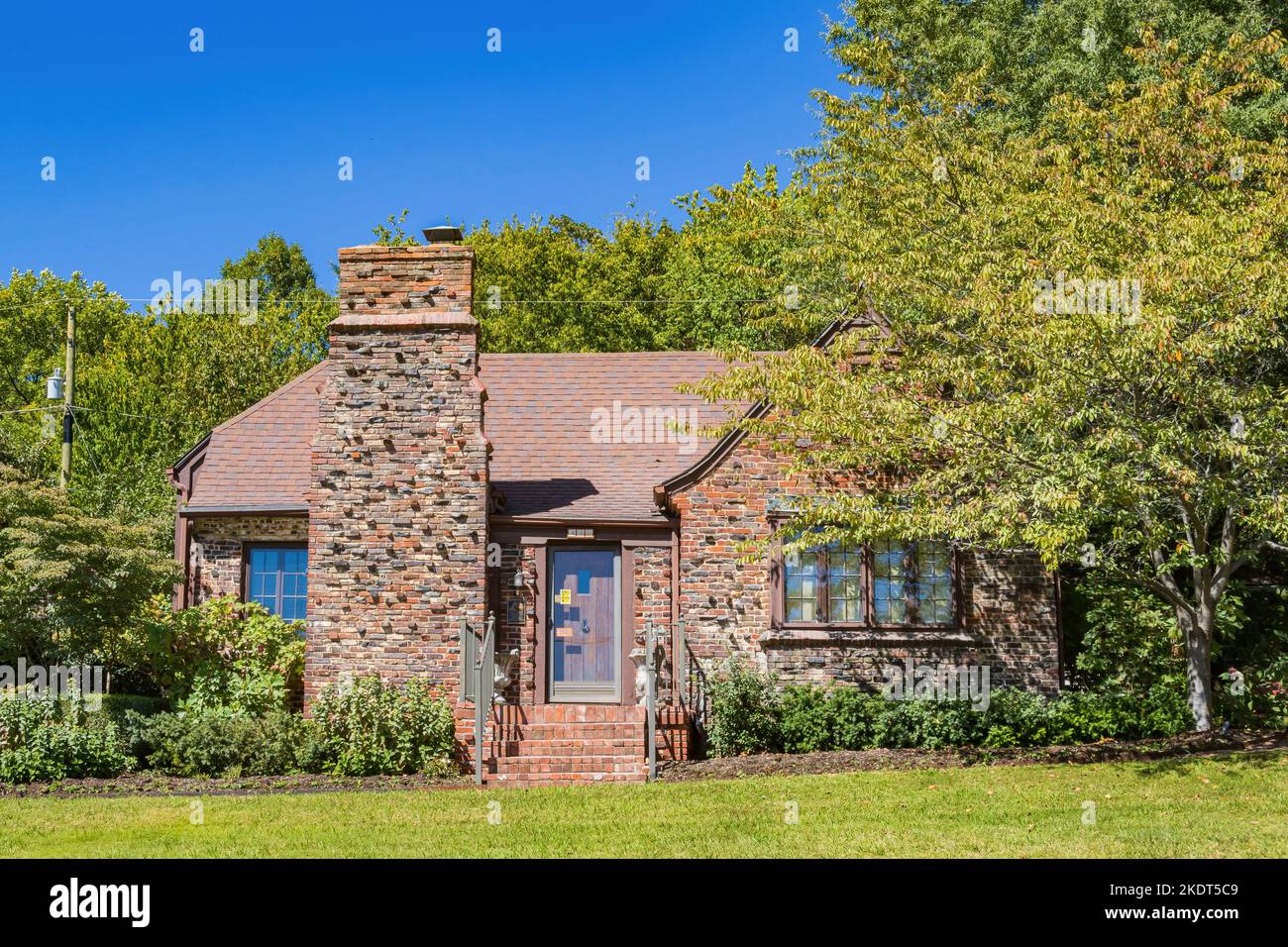 Sonnige Außenansicht des Clinton House Museum in Arkansas Stockfoto