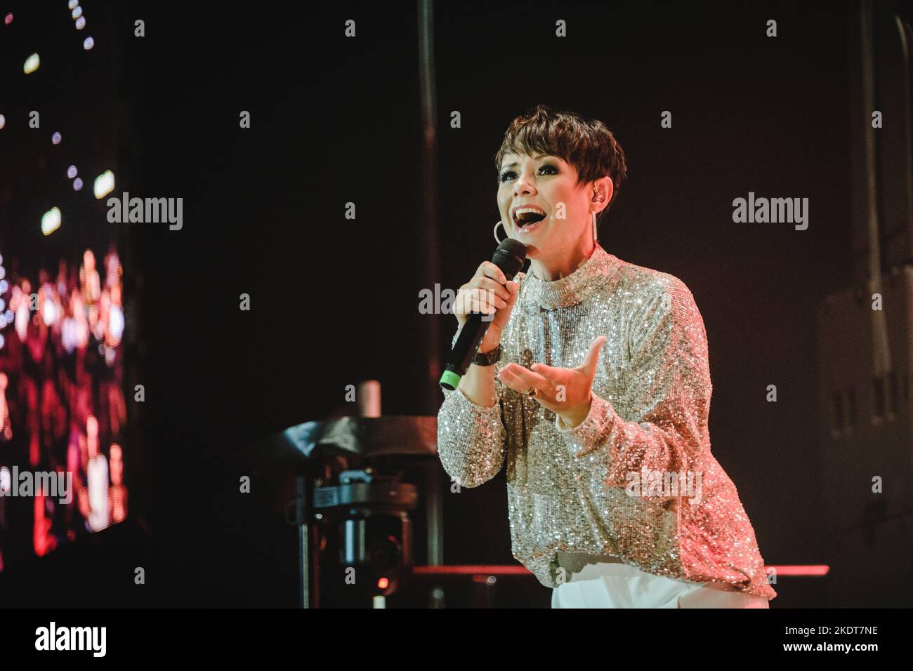 Zürich, Schweiz. 29., Oktober 2022. Die Schweizer Sängerin Francine Jordi spielt ein Live-Konzert während der Großen Schlagerparty 2022 im Hallenstadion in Zürich. (Foto: Gonzales Photo - Tilman Jentzsch). Stockfoto