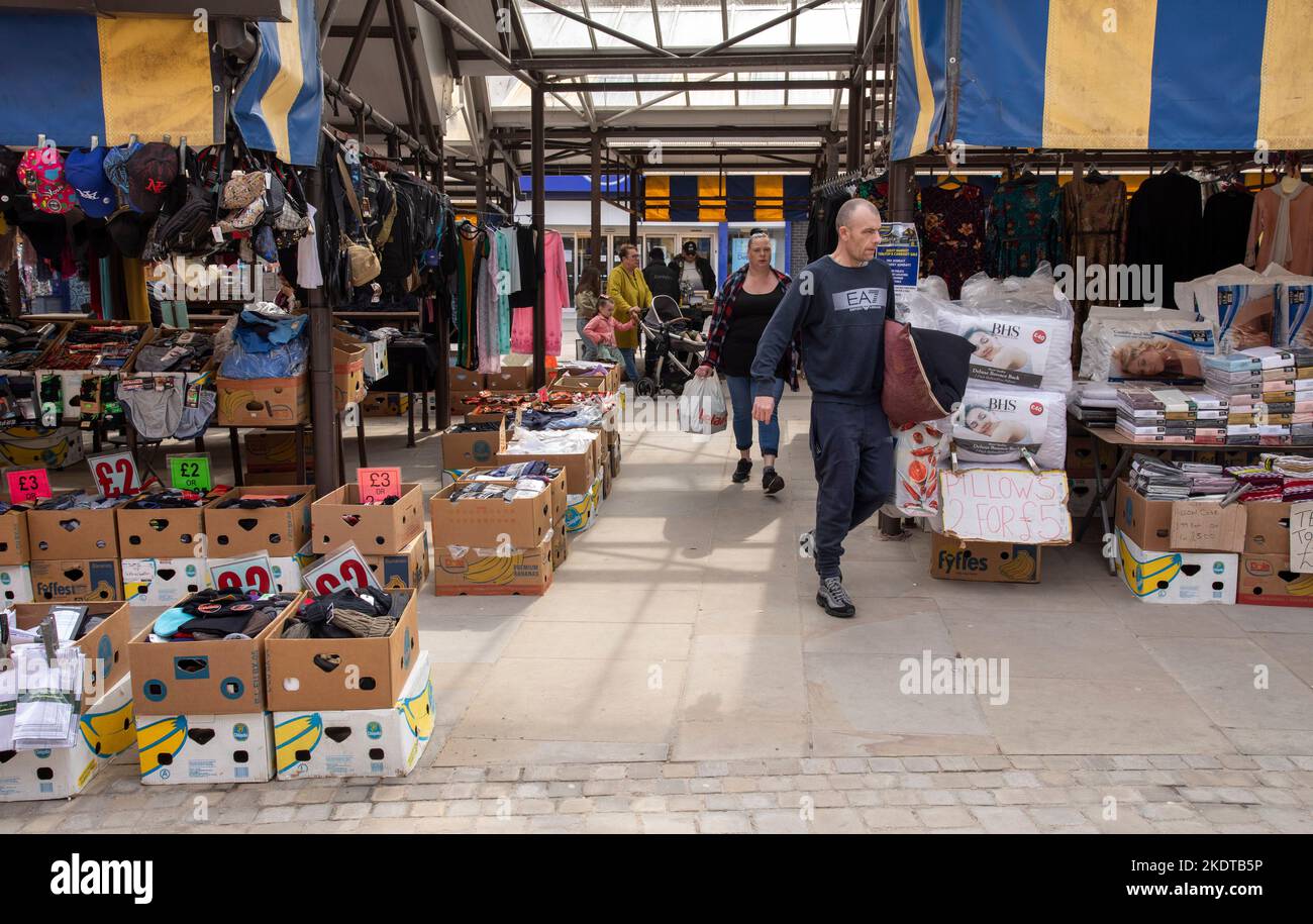 Der Outdoor-Markt in Dudley, West Midlands, Großbritannien Stockfoto