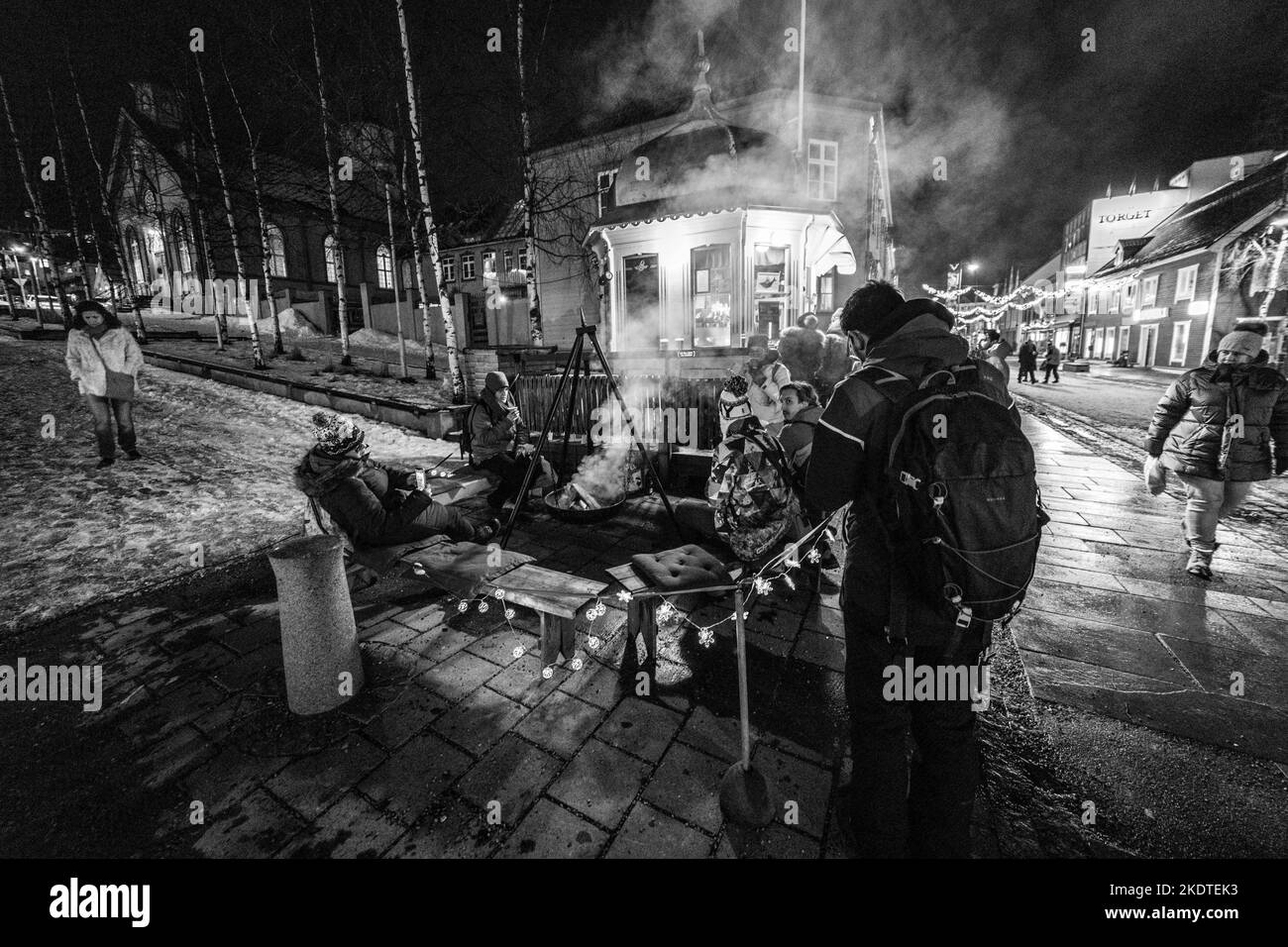 Raketten Bar - die Rocket Bar im Zentrum von Tromso, Norwegen. Ein beliebter Touristenstopp für Glühwein und Burger. Stockfoto