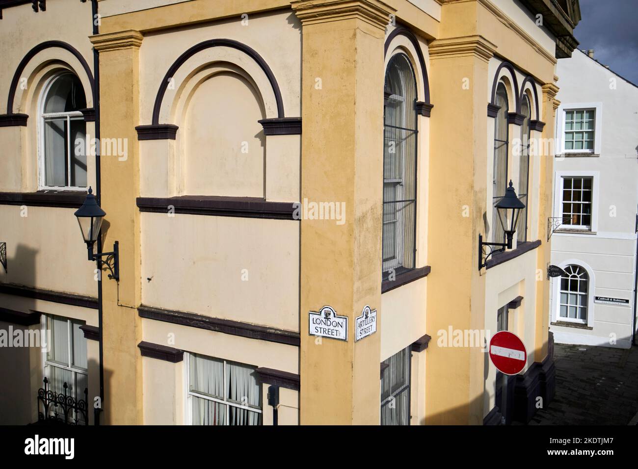 derry und raphoe Diözesanbüro an der Ecke London Street und Artillerie Street derry londonderry Northern ireland uk Stockfoto