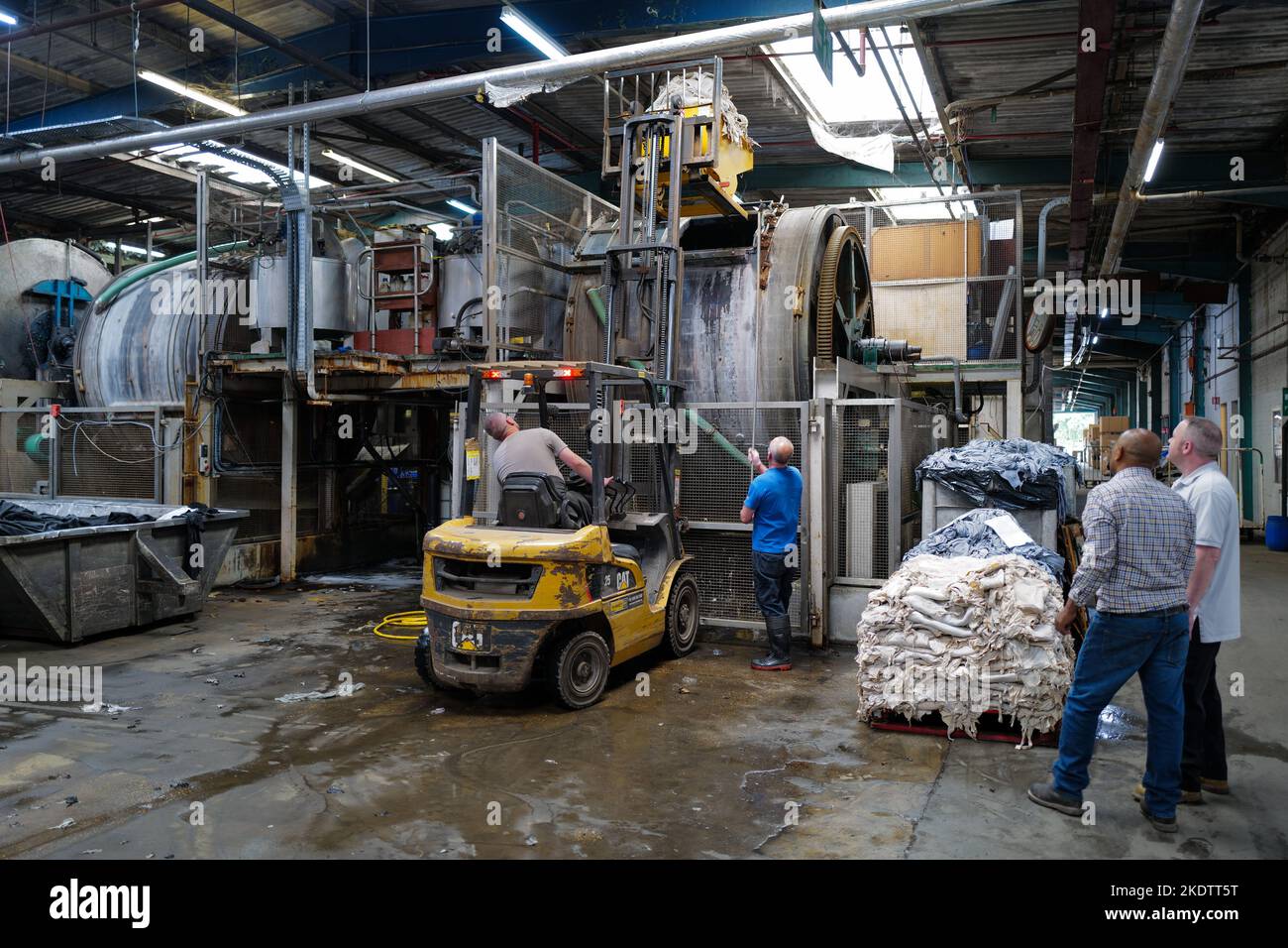 Bild Jim Wileman - Pittards Lederwarenfabrik, in Yeovil, Somerset. Stockfoto