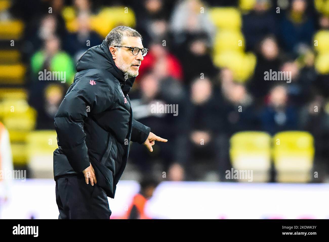 Watford, Großbritannien. 8.. November 2022Manager Slaven Bilic (Manager Watford) Gesten während des Sky Bet Championship-Spiels zwischen Watford und Reading in der Vicarage Road, Watford am Dienstag, den 8.. November 2022. (Kredit: Kevin Hodgson | MI News) Kredit: MI Nachrichten & Sport /Alamy Live News Stockfoto