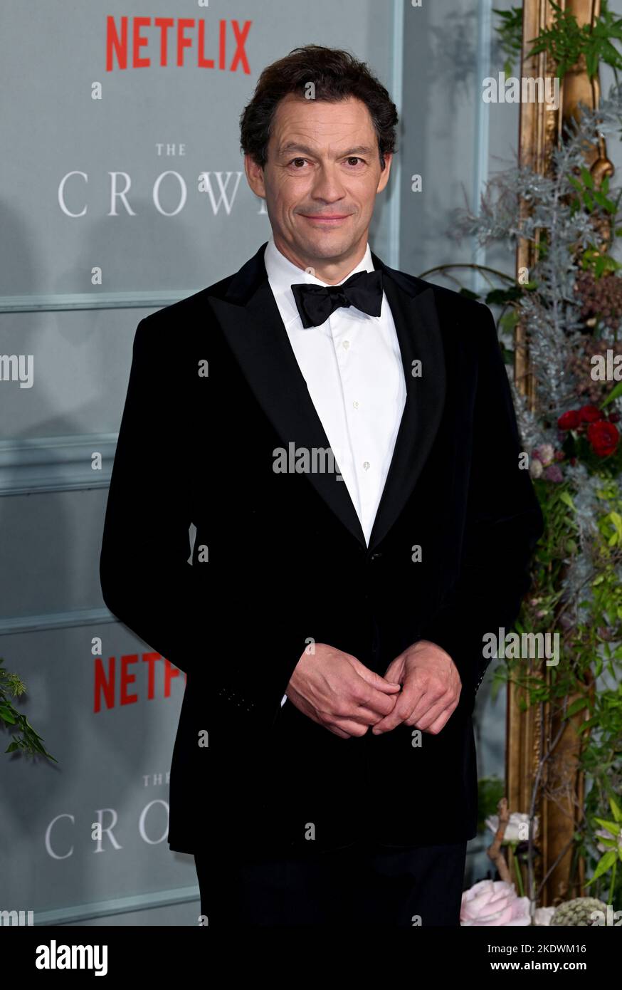 London, Großbritannien. 08.. November 2022. 8.. November 2022, London, Großbritannien. Dominic West bei der Weltpremiere der Crown-Saison 5, Theatre Royal, Drury Lane, London. Quelle: Doug Peters/Alamy Live News Stockfoto